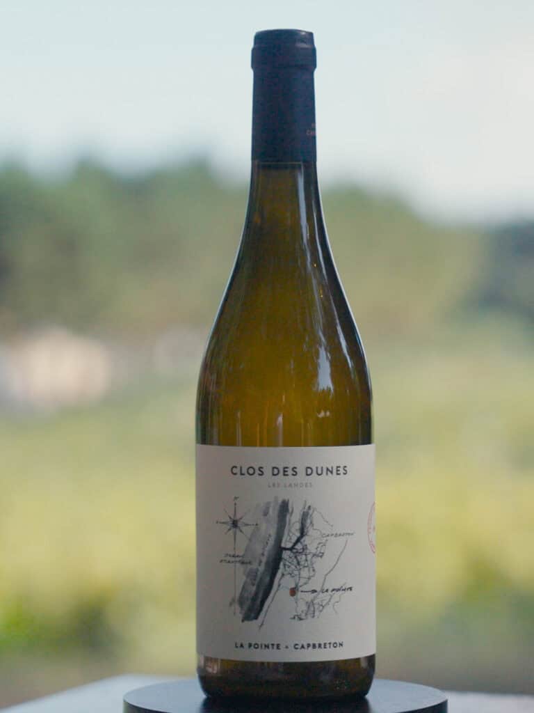 visuel illustrant la cuvée Clos des Dunes en blanc, Echo des dunes 2024 du domaine de la Pointe- Un 100% Chenin en IGP Sables de l'Océan
